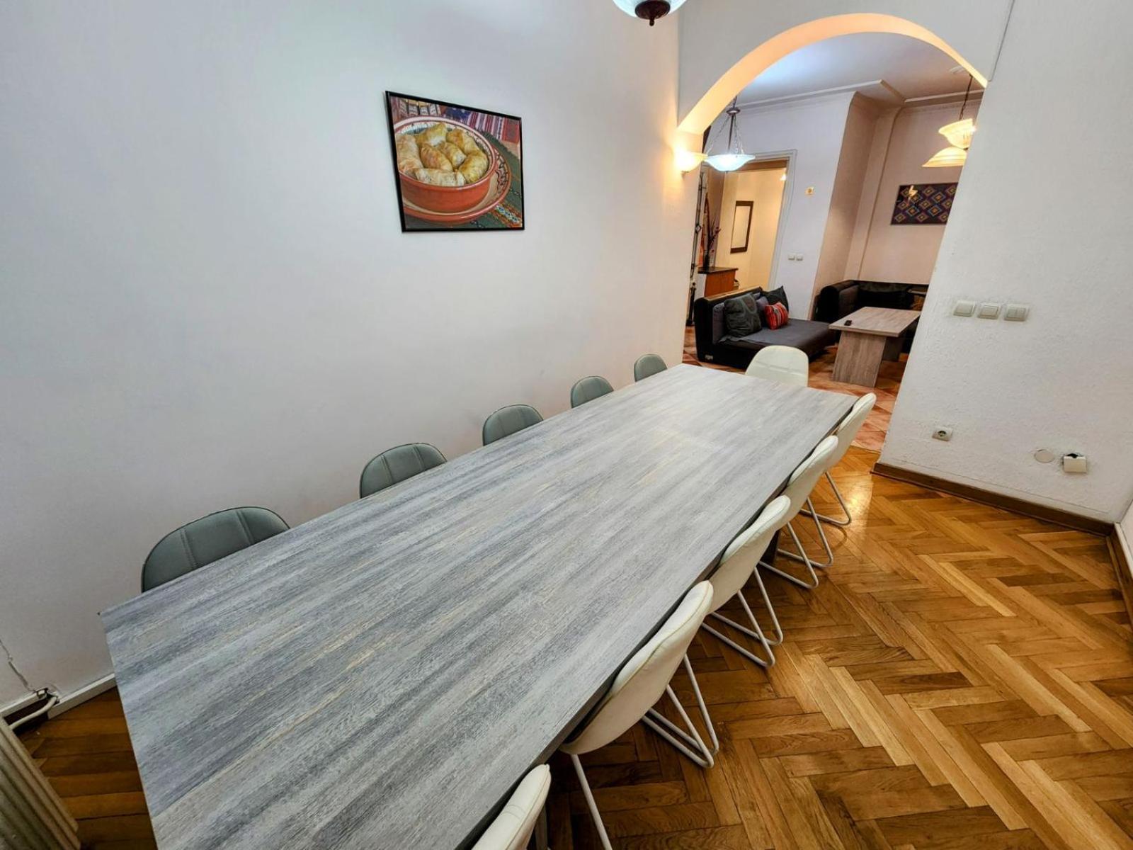 Authentic Belgrade Centre Apartments For Large Groups, Republic Square - Up To 47 People In 5 Apartments Pokoj fotografie