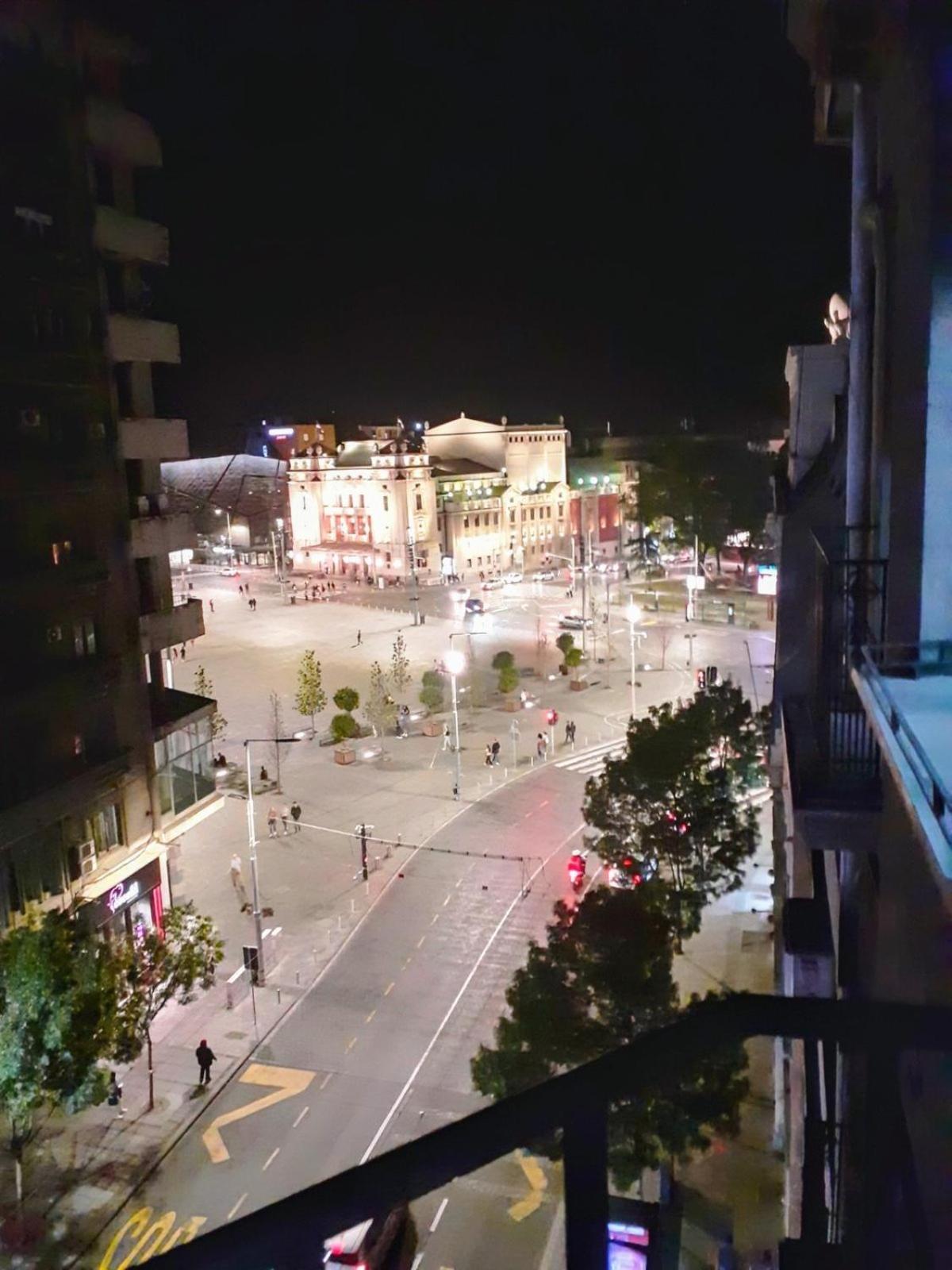 Authentic Belgrade Centre Apartments For Large Groups, Republic Square - Up To 47 People In 5 Apartments Pokoj fotografie