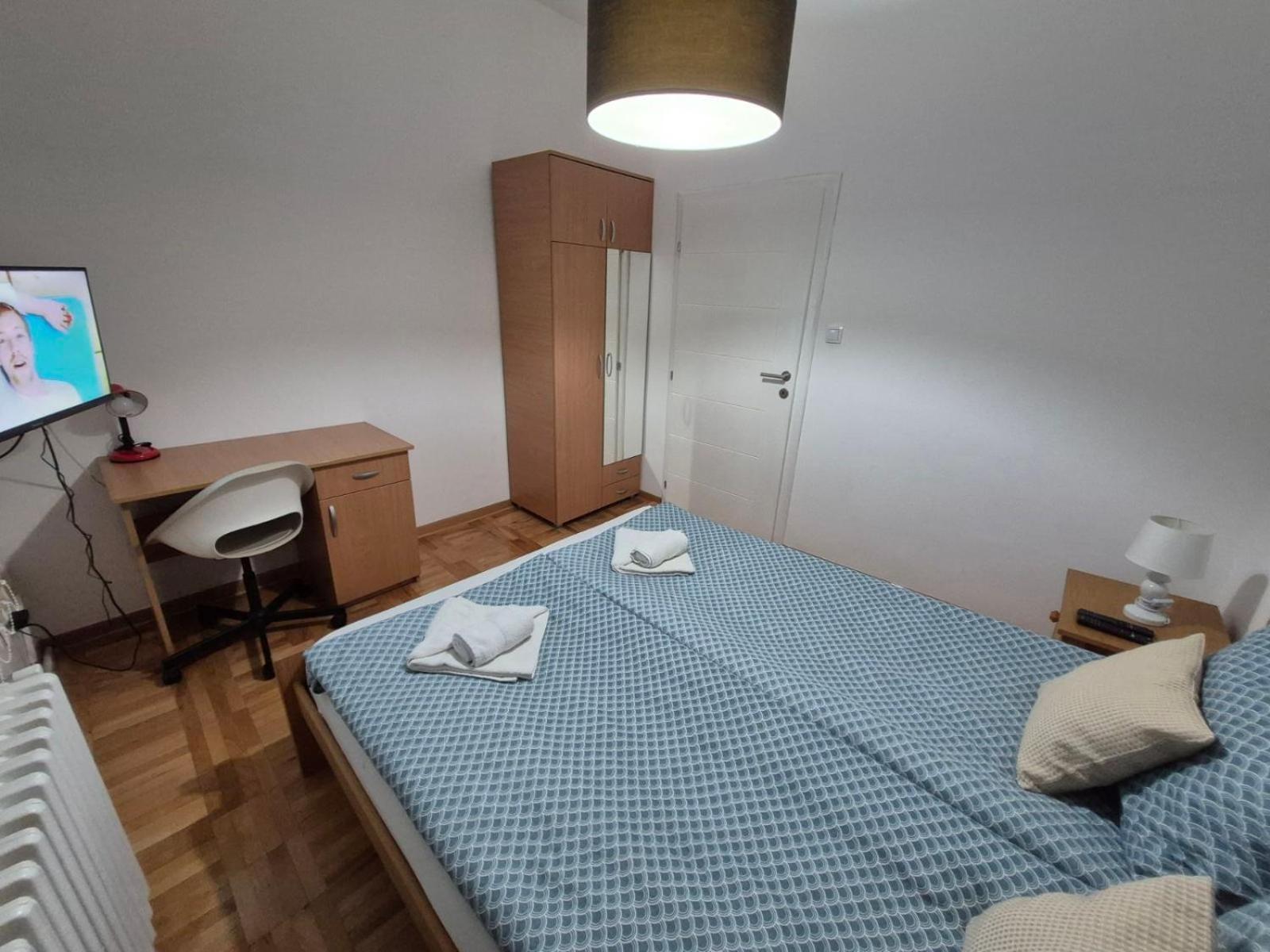 Authentic Belgrade Centre Apartments For Large Groups, Republic Square - Up To 47 People In 5 Apartments Pokoj fotografie