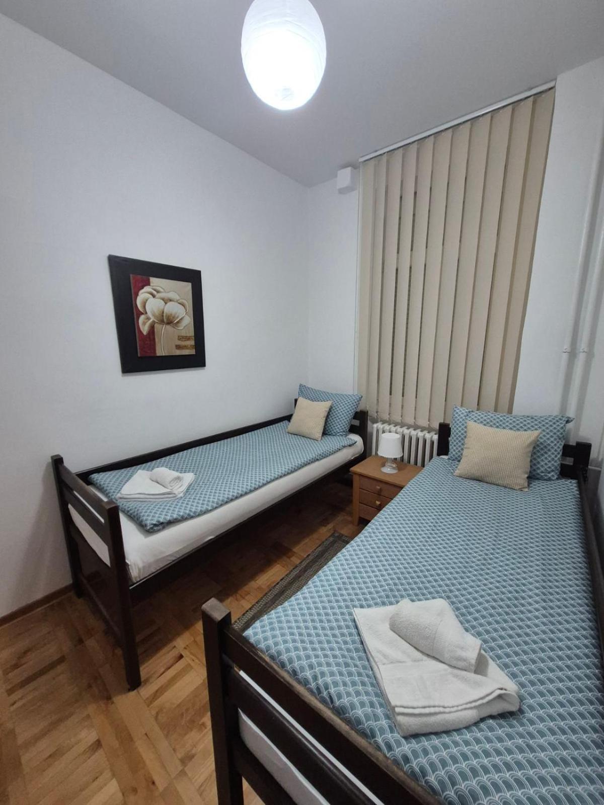 Authentic Belgrade Centre Apartments For Large Groups, Republic Square - Up To 47 People In 5 Apartments Pokoj fotografie