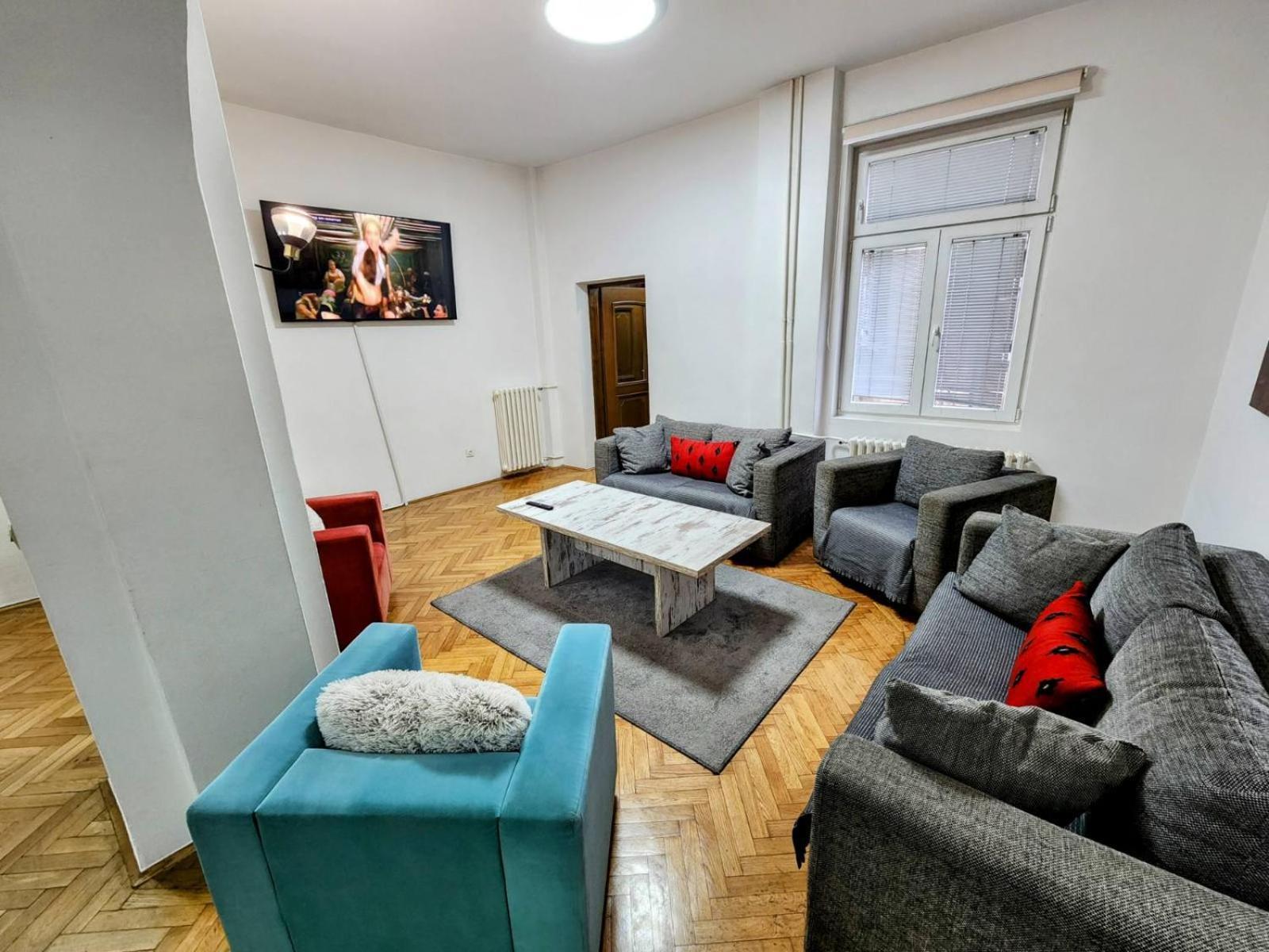 Authentic Belgrade Centre Apartments For Large Groups, Republic Square - Up To 47 People In 5 Apartments Pokoj fotografie